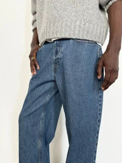 FRAME Baggy Jean in< Wide Leg