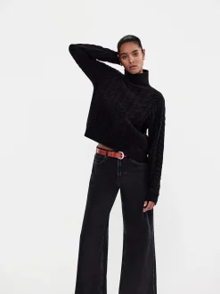 FRAME Cable Knit Turtleneck in<Women Sweaters