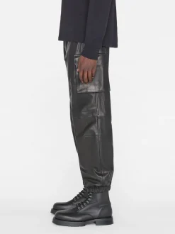 FRAME Cargo Leather Pant in< Leather & Suede|Pants & Shorts
