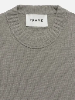 FRAME Cashmere Crewneck Sweater in Stone Beige< Sweaters & Hoodies