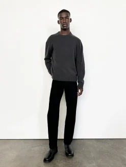 FRAME Cashmere Crewneck Sweater in Dark Grey< Sweaters & Hoodies