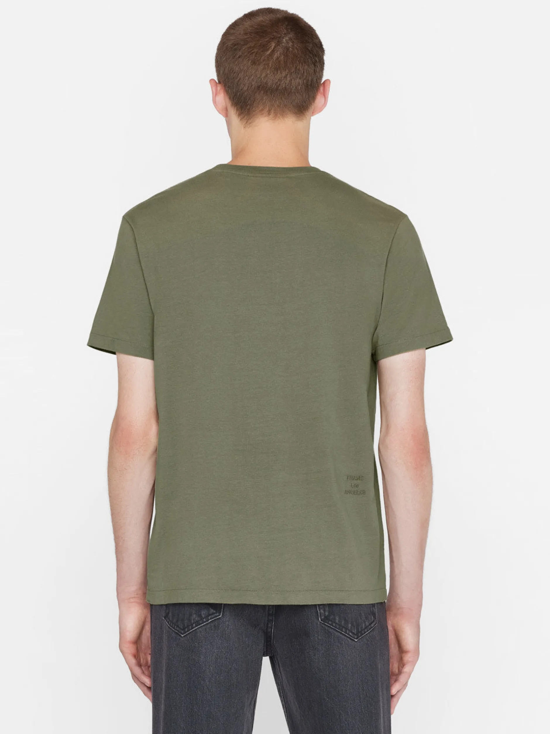 FRAME Logo Tee in Khaki Green< Tees & Polos