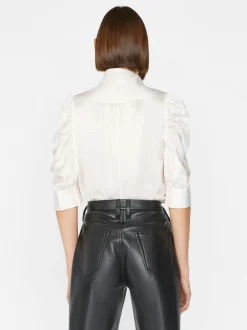 FRAME Gillian Top in Glossy Off White<Women Tops & Blouses