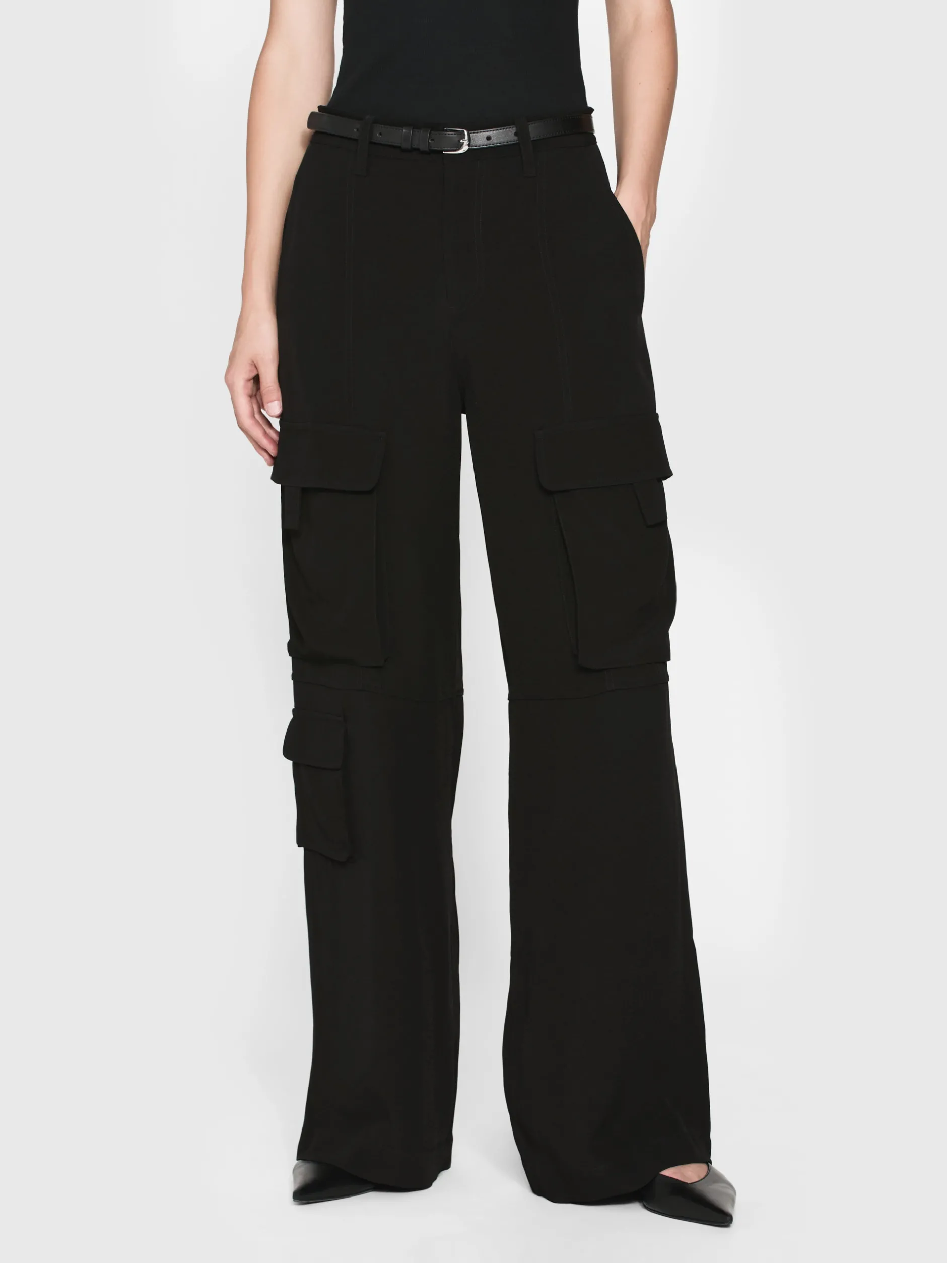 FRAME High Rise Utility Cargo in<Women Pants