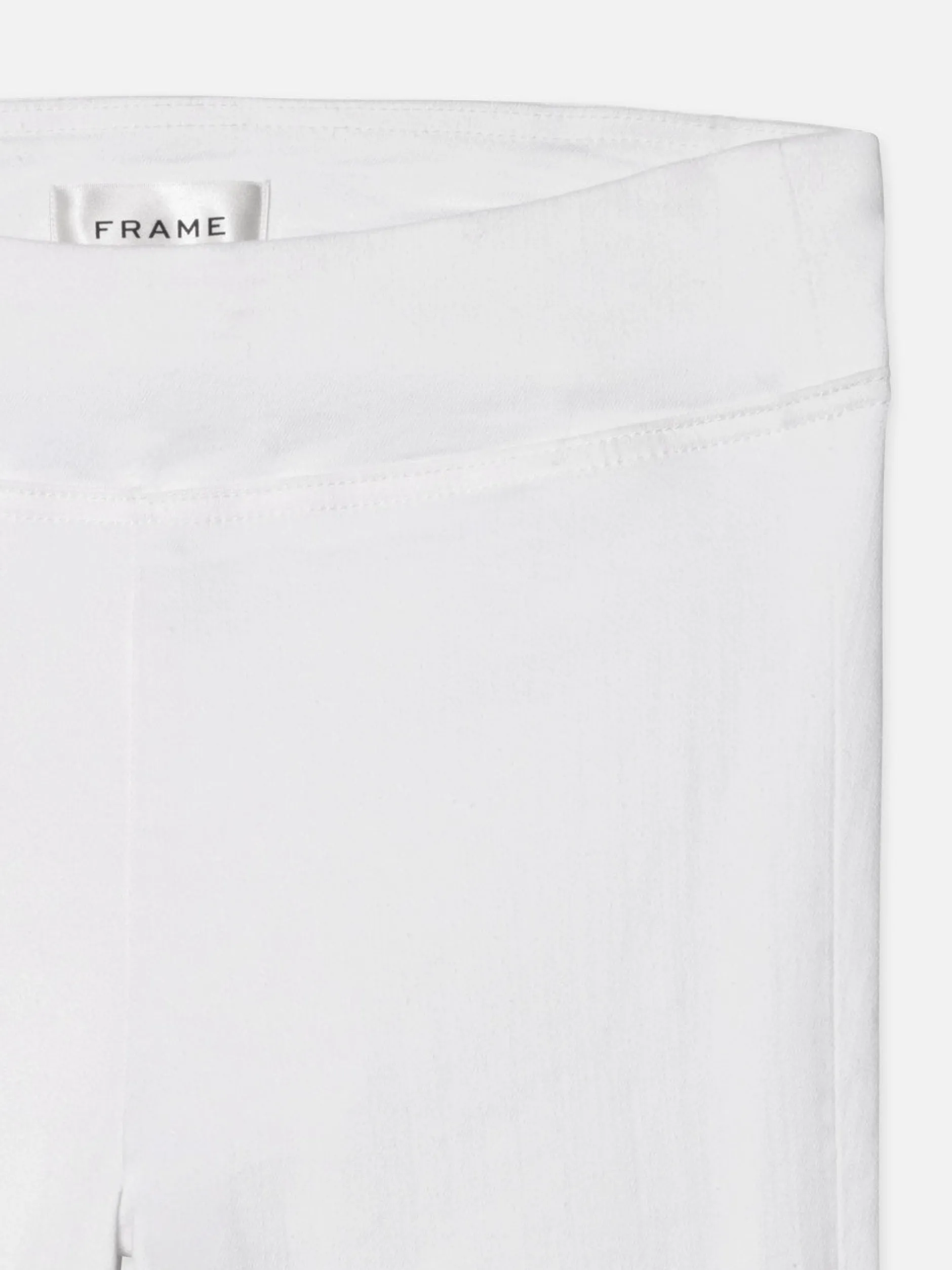 FRAME Jetset Capri in<Women Skirts & Shorts