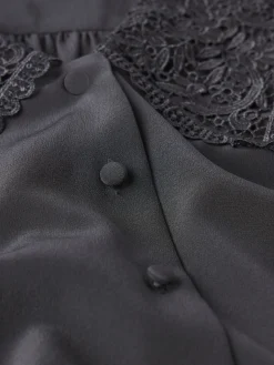 FRAME Lace Collar Blouse in<Women Tops & Blouses