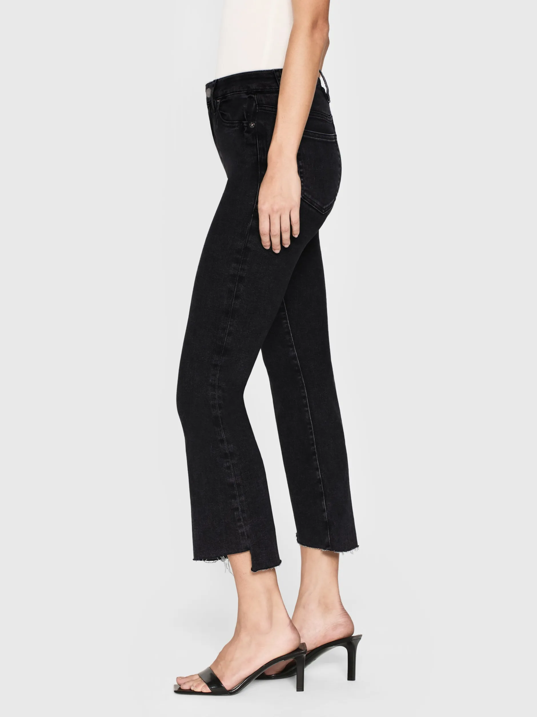 FRAME Le Crop Mini Boot in Radio Cascade Hem<Women Bootcut