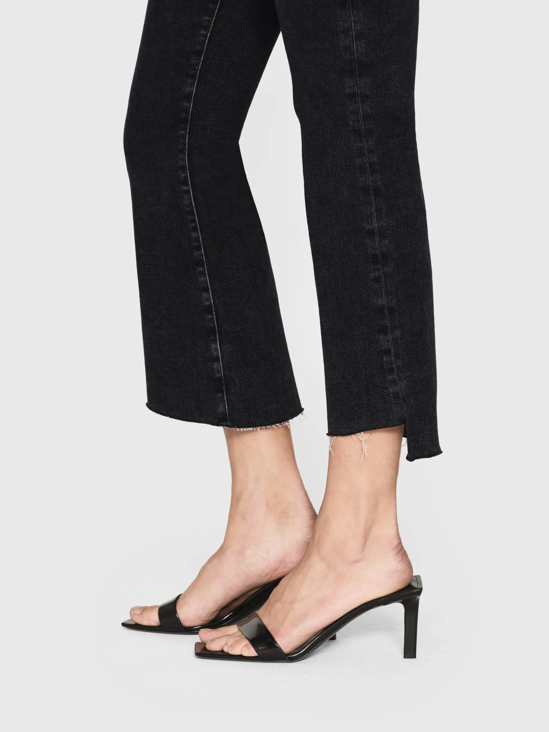 FRAME Le Crop Mini Boot in Radio Cascade Hem<Women Bootcut