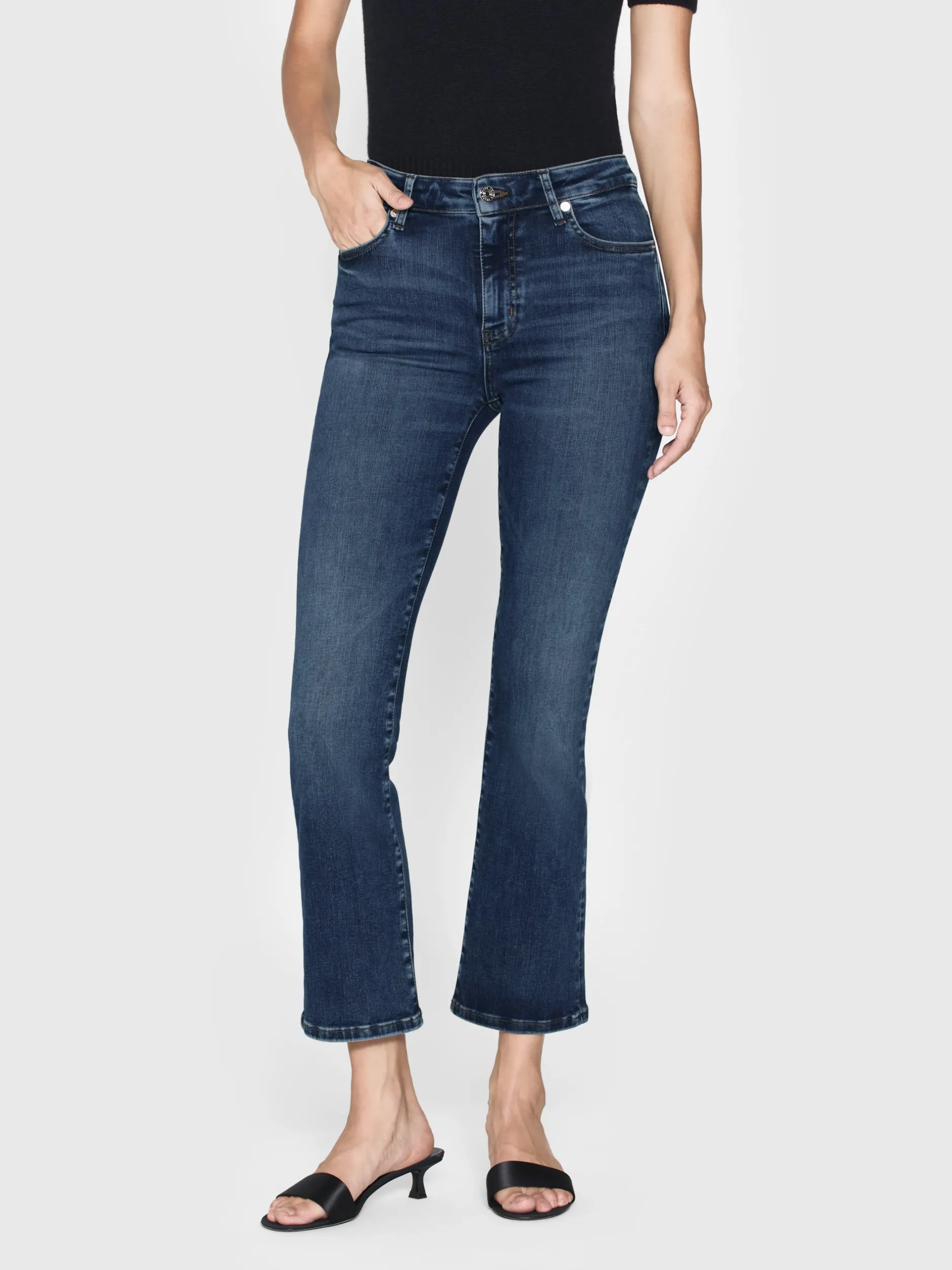 FRAME Le Crop Mini Boot in<Women Bootcut