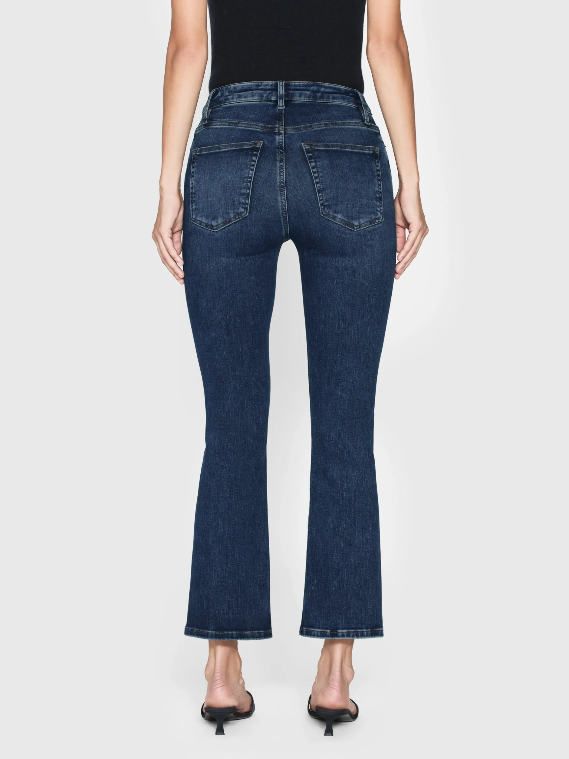 FRAME Le Crop Mini Boot in<Women Bootcut