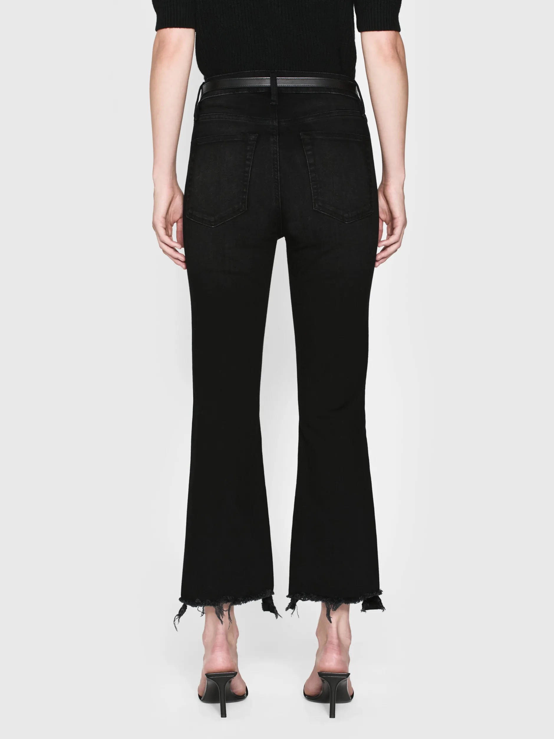 FRAME Le Crop Mini Boot in Tilt Stiletto Hem<Women Bootcut