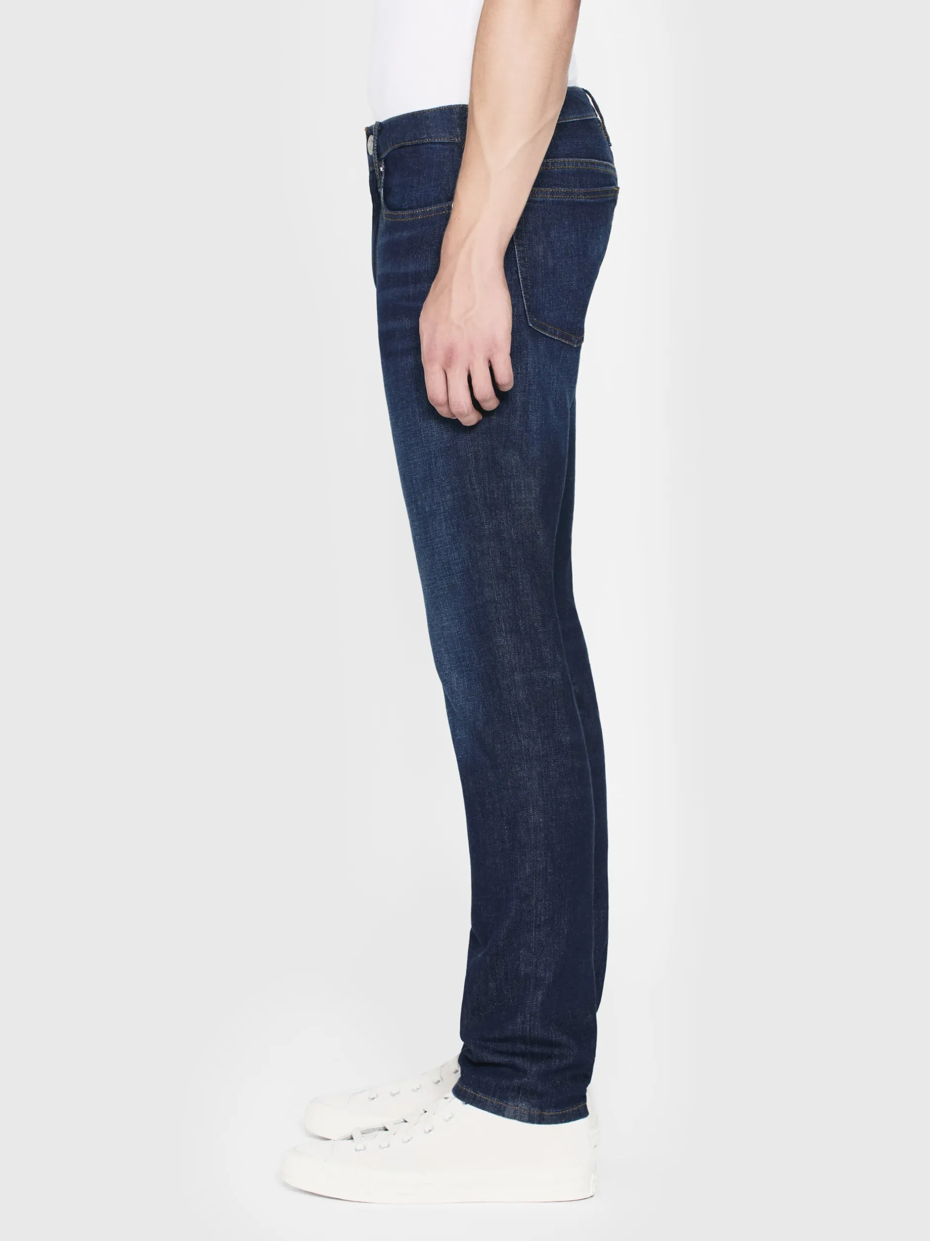 FRAME L'Homme Slim in< Slim