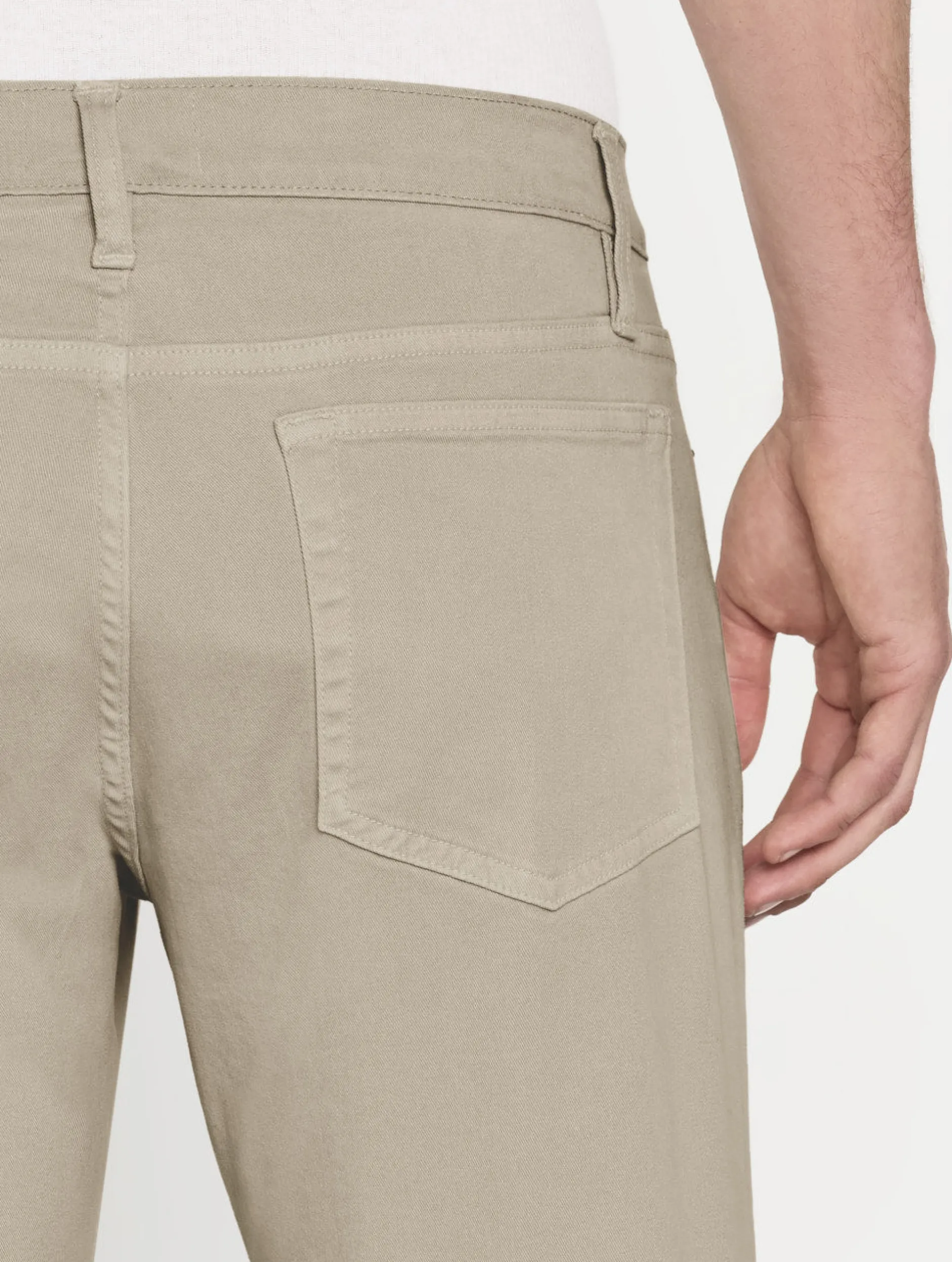 FRAME L'Homme Slim Brushed Twill in Mineral Grey< Slim