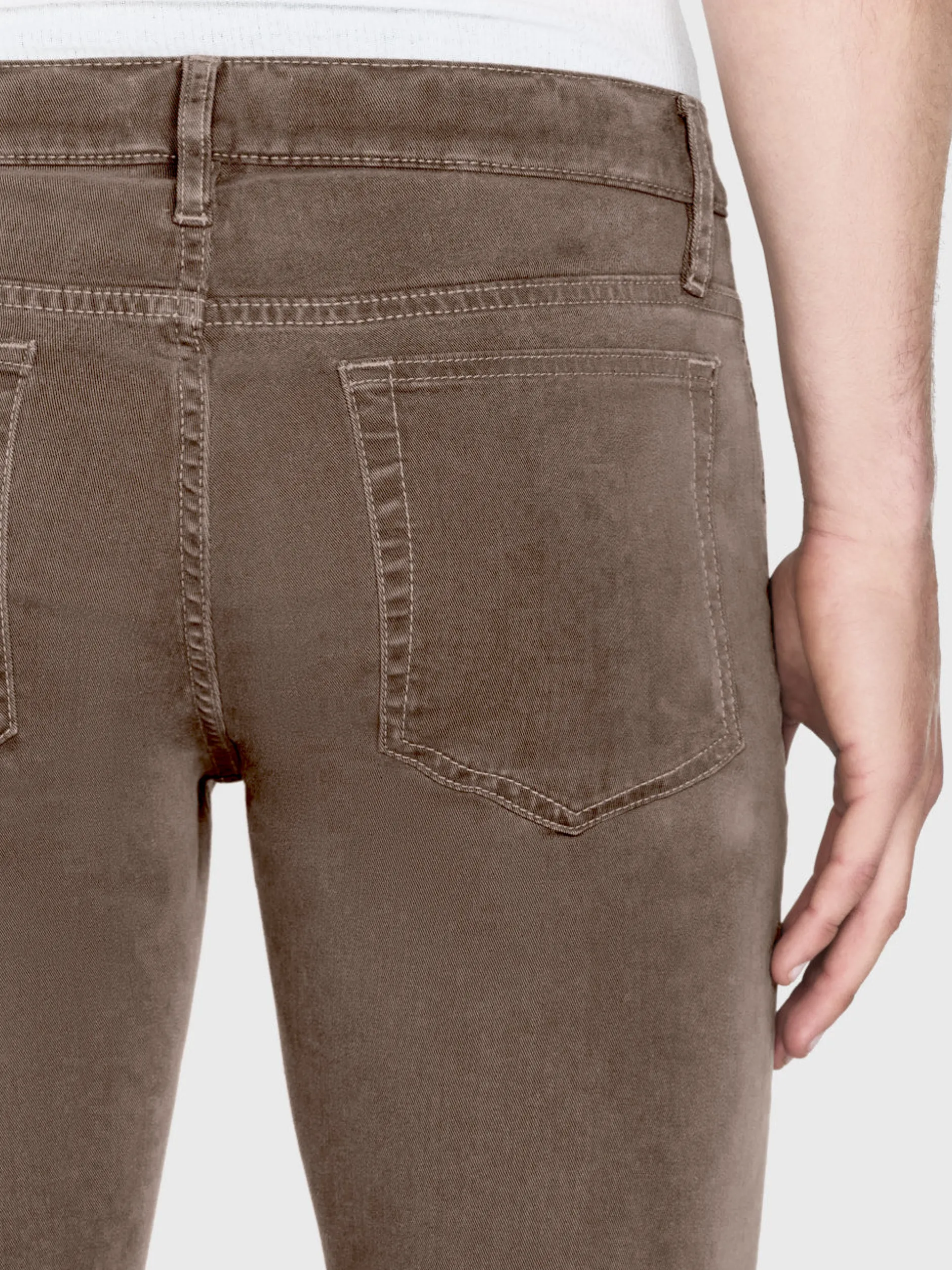FRAME L'Homme Slim Brushed Twill in Dusty Grey< Slim