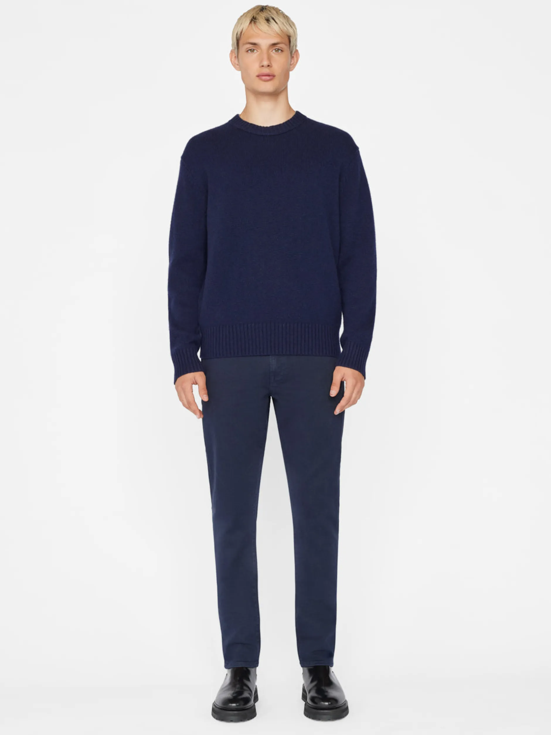 FRAME L'Homme Slim Twill in Garage Navy< Slim|Pants & Shorts