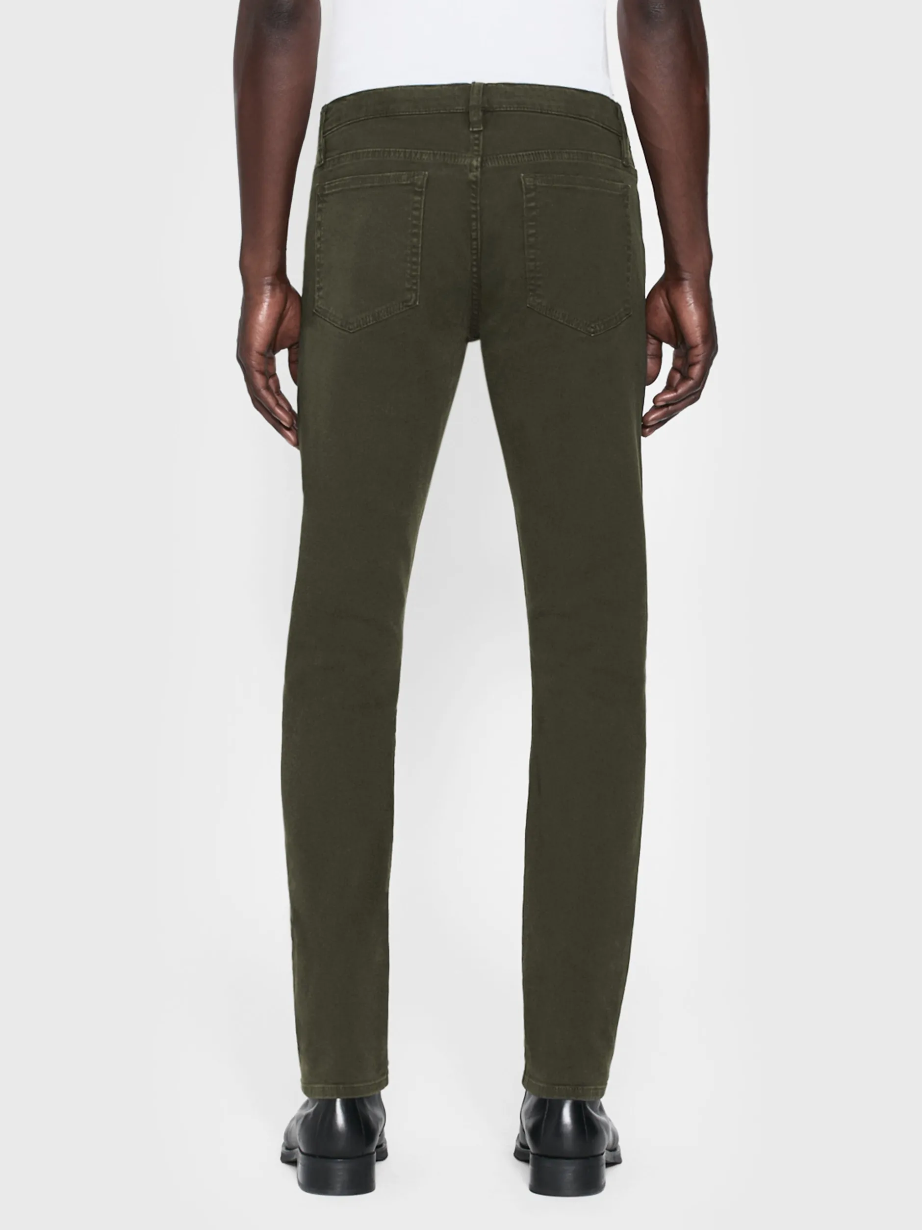 FRAME L'Homme Slim Twill in Garage Moss Green< Slim