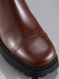 FRAME Lumi Lug Boot in<Women All Accessories & Shoes