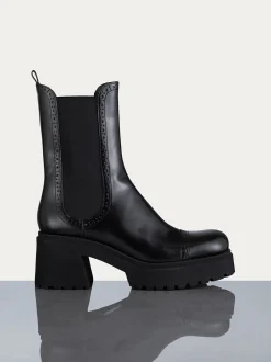 FRAME Lumi Lug Boot in<Women All Accessories & Shoes