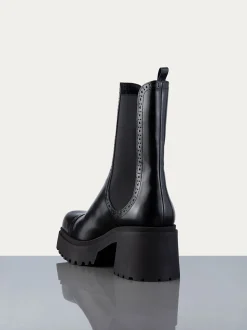 FRAME Lumi Lug Boot in<Women All Accessories & Shoes