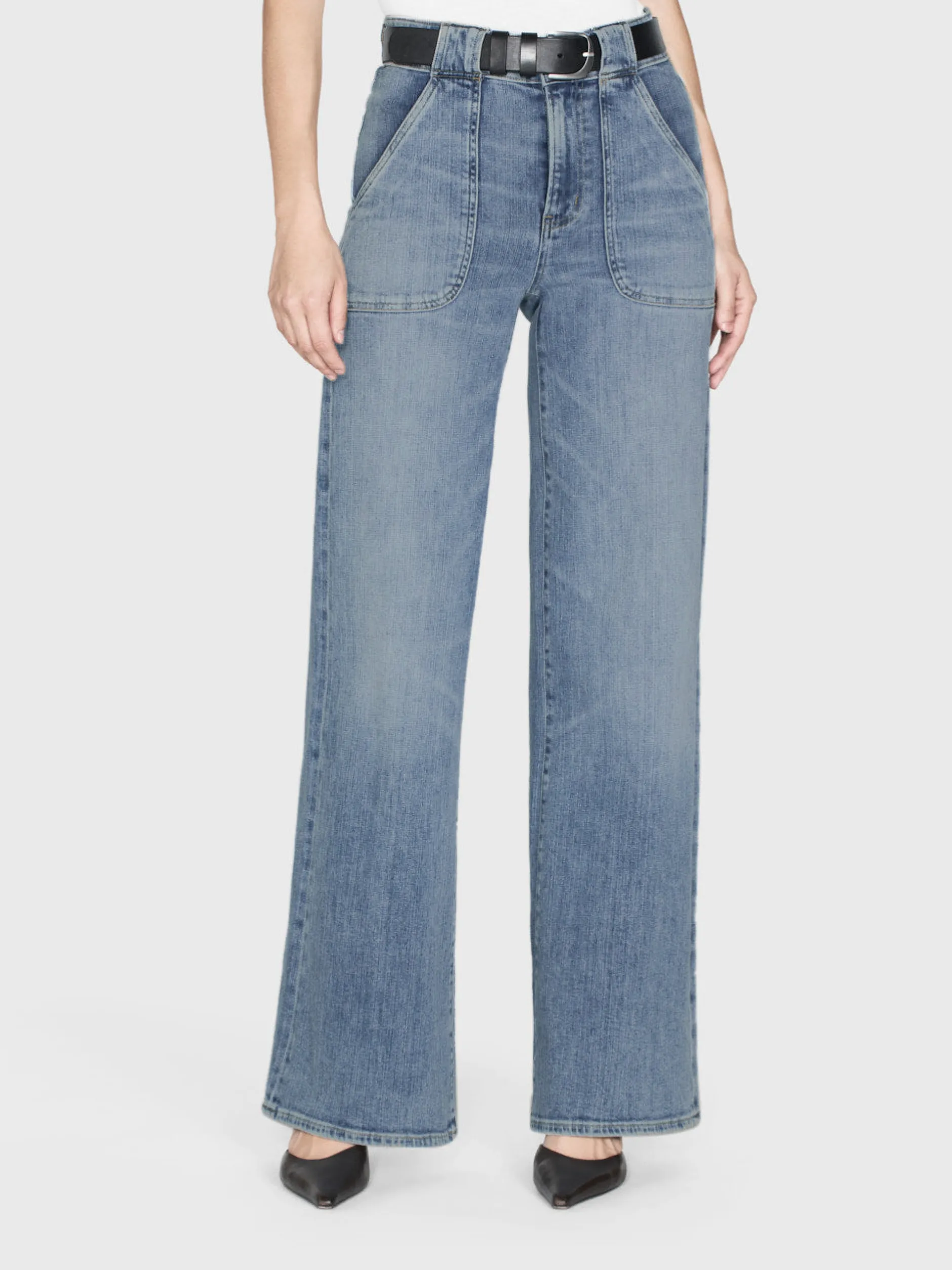 FRAME Modern Pocket Jean in<Women Wide Leg