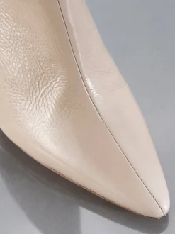 FRAME Odette Bootie in<Women All Accessories & Shoes