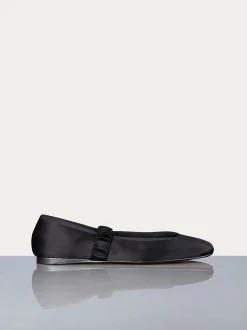 FRAME Odin Ballet Flat in<Women All Accessories & Shoes