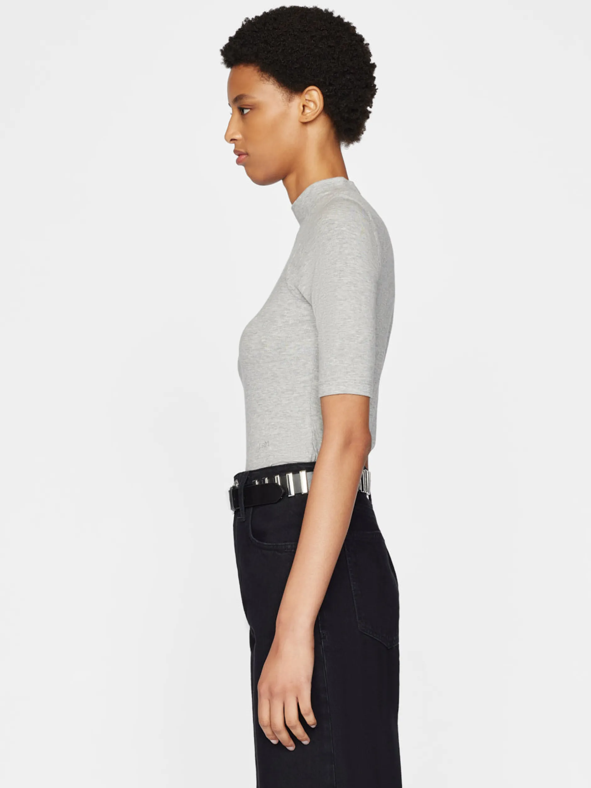 FRAME Refined Rib Mock Neck in Gris Heather<Women Tanks & Tees