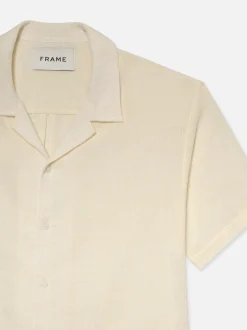 FRAME Short Sleeve Camp Collar Shirt in Off White< Shirts