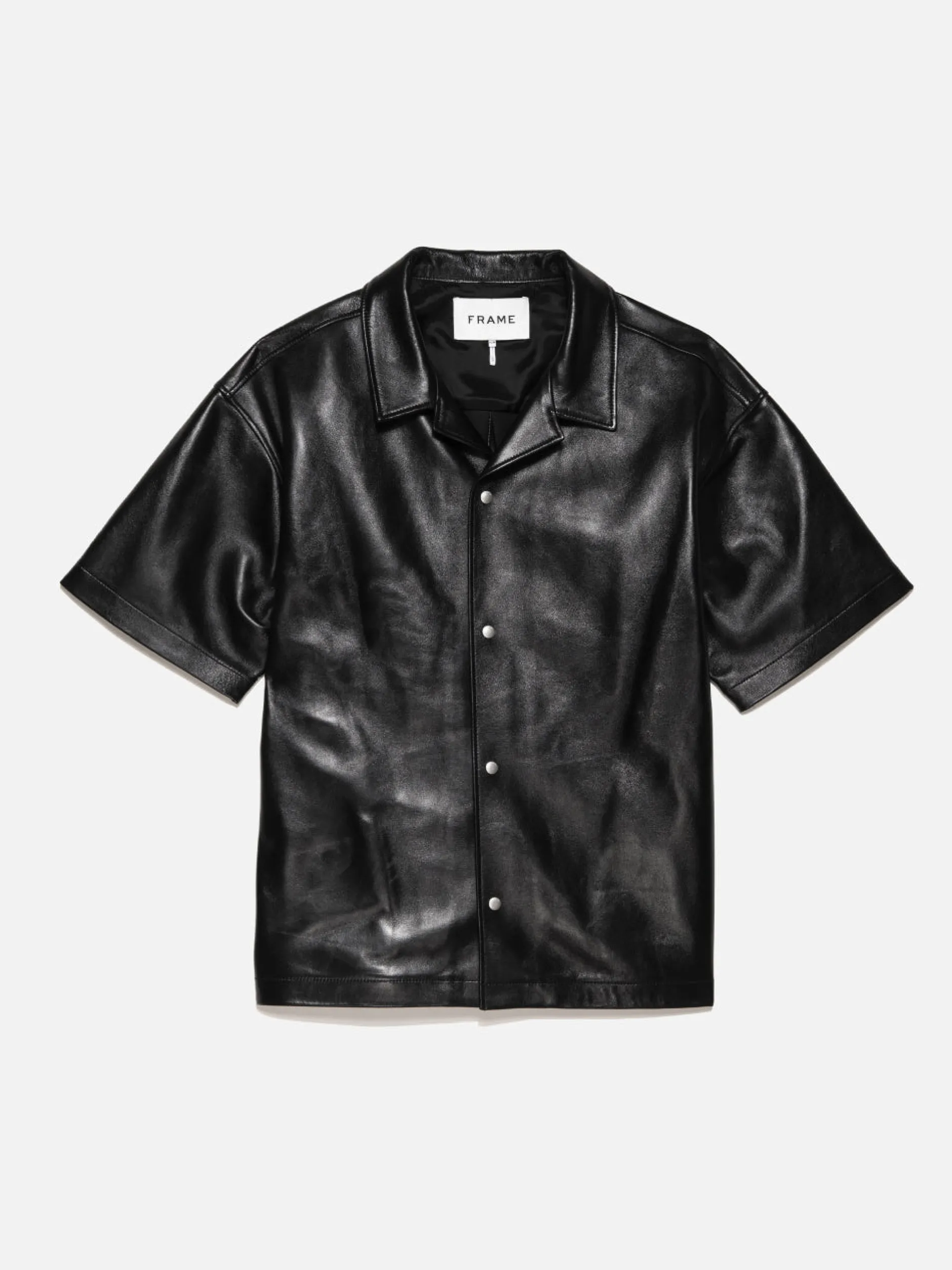 FRAME Short Sleeve Leather Camp Shirt in< Leather & Suede