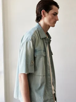 FRAME Short Sleeve Relaxed Denim Shirt in< Denim Shirts|Shirts
