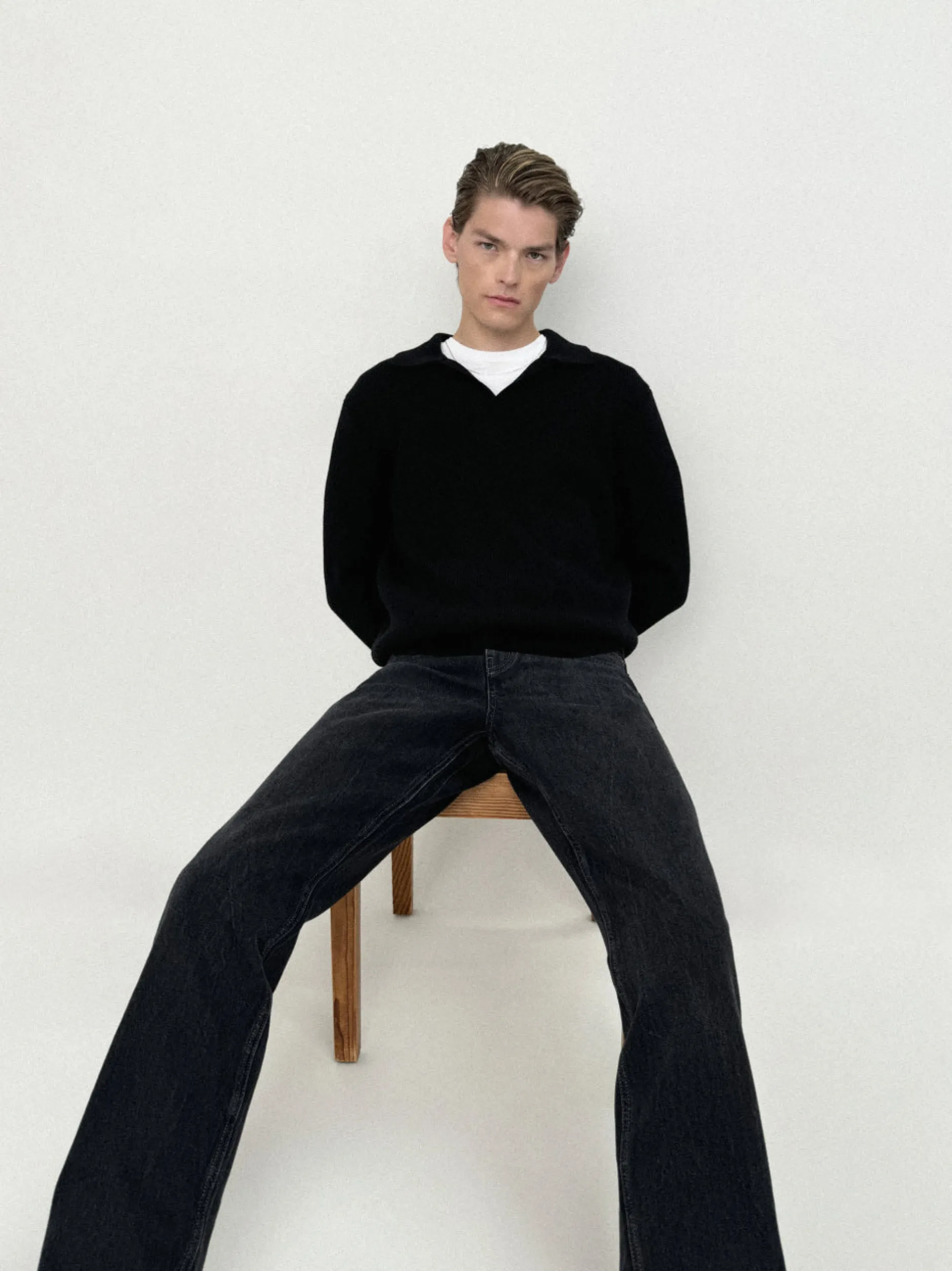 FRAME Silk Blend Polo Sweater in< Sweaters & Hoodies|Tees & Polos