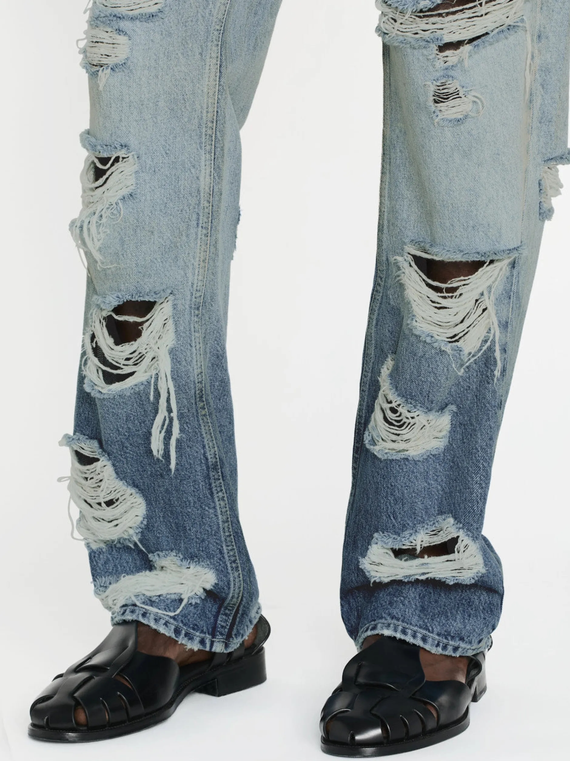 FRAME The Boxy Jean in Lagoon Rips< Straight