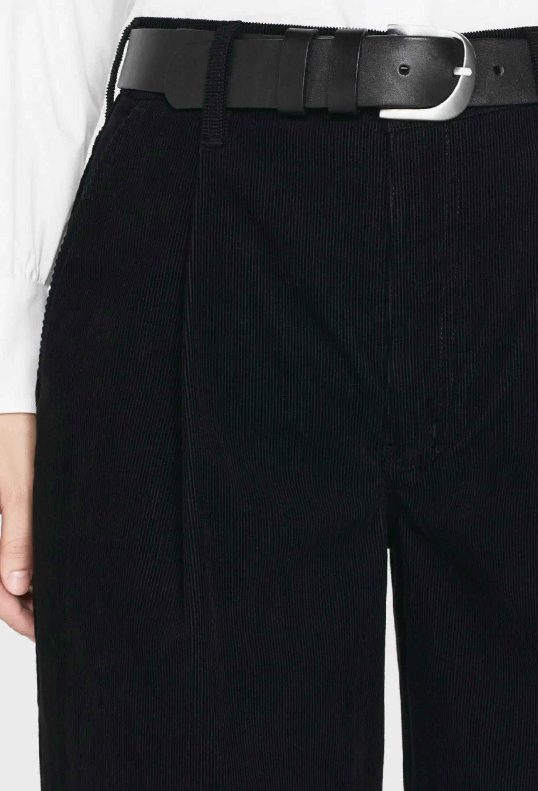 FRAME The Corduroy Trouser in<Women Pants