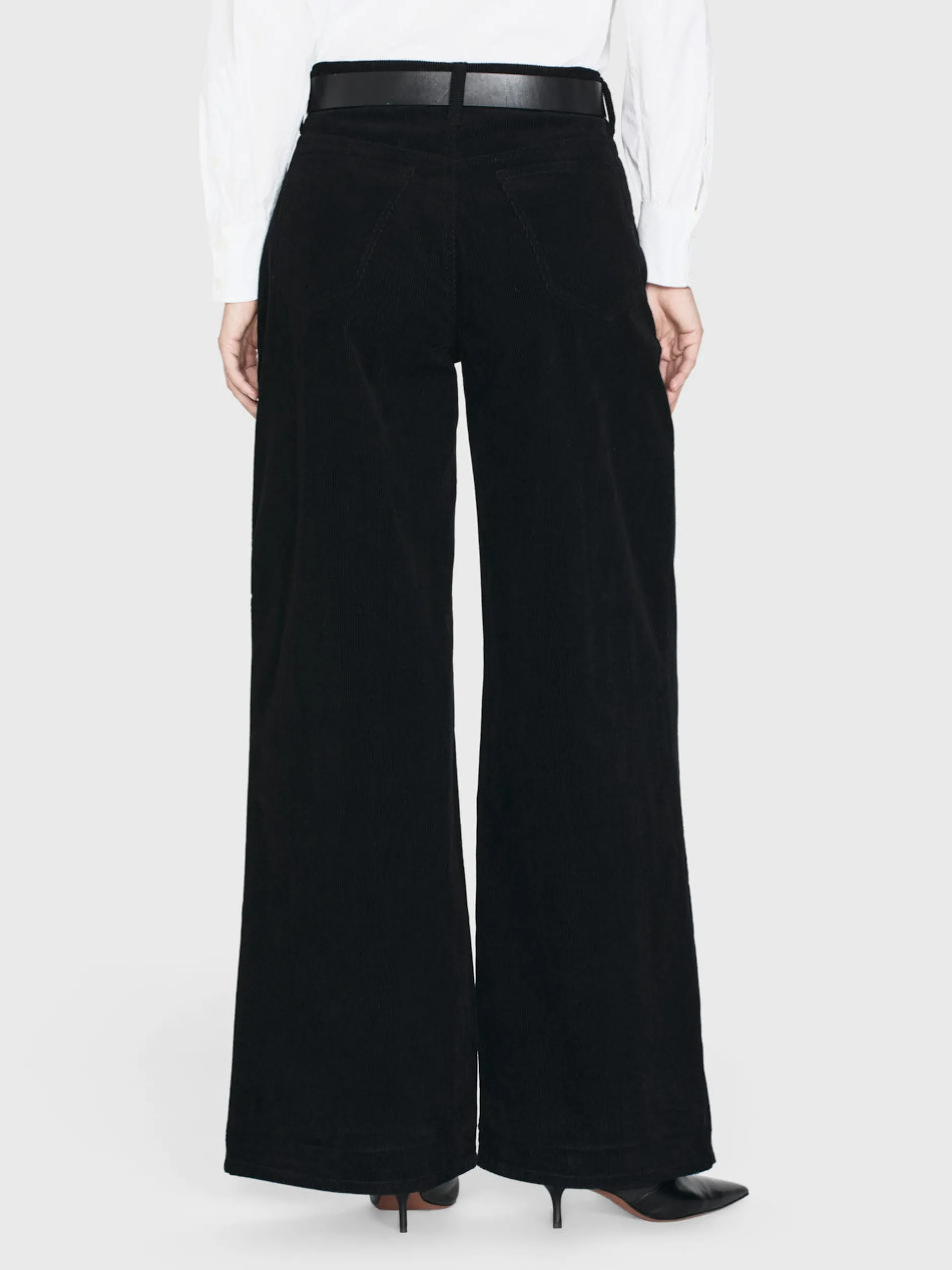FRAME The Corduroy Trouser in<Women Pants
