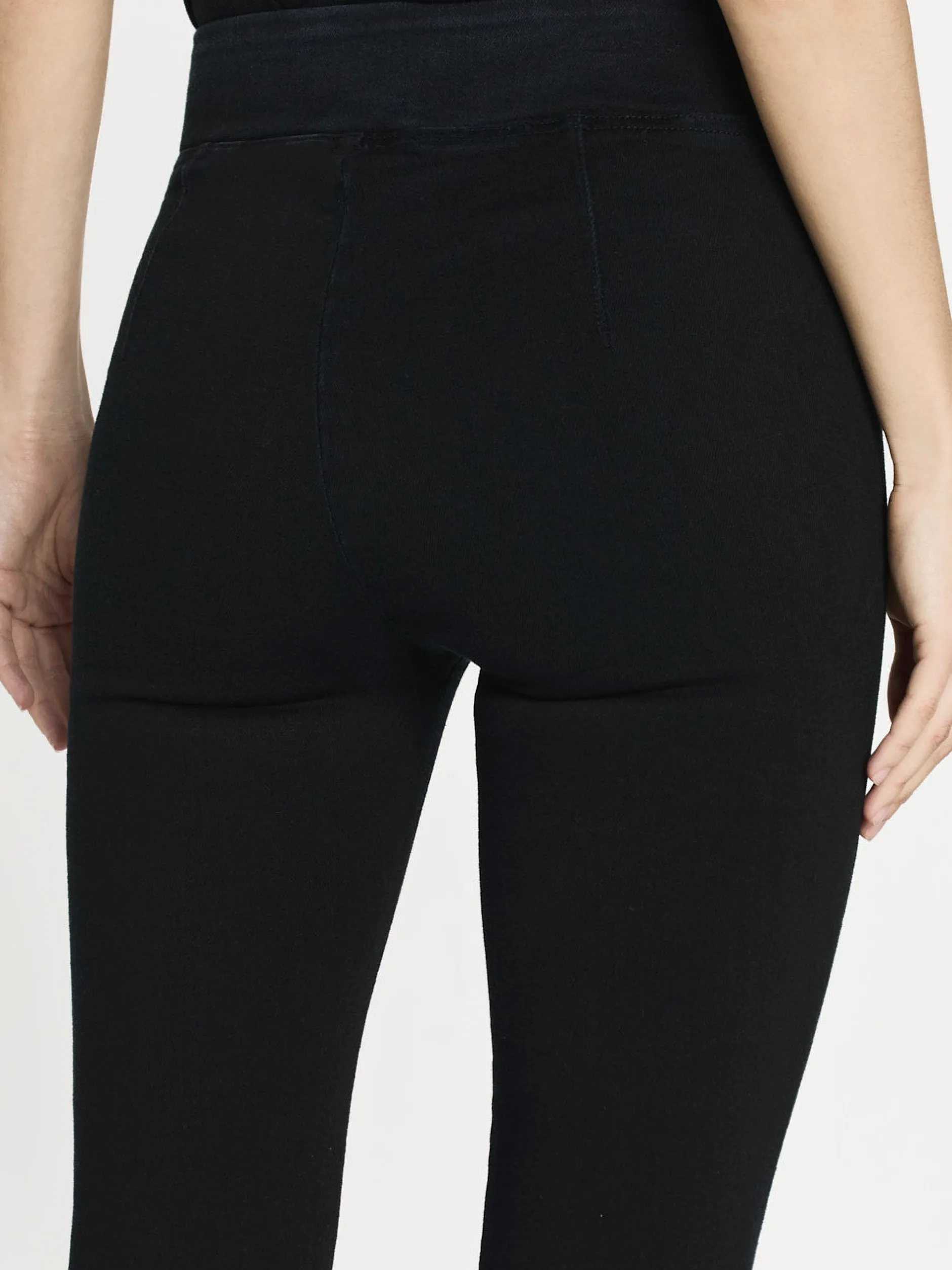 FRAME The Jetset Crop Mini Boot in Sheen Noir<Women Bootcut