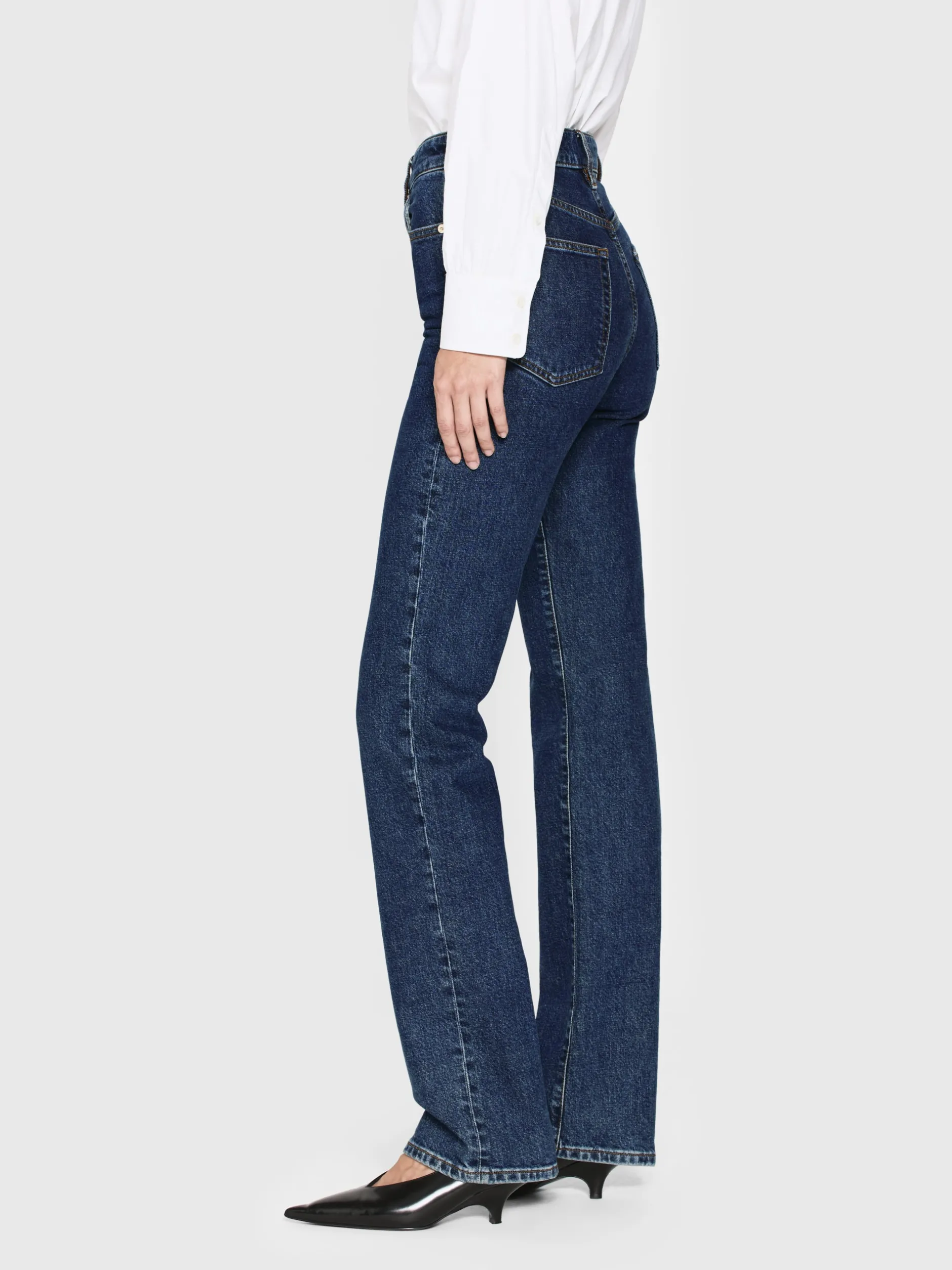 FRAME The Ruler in<Women Straight