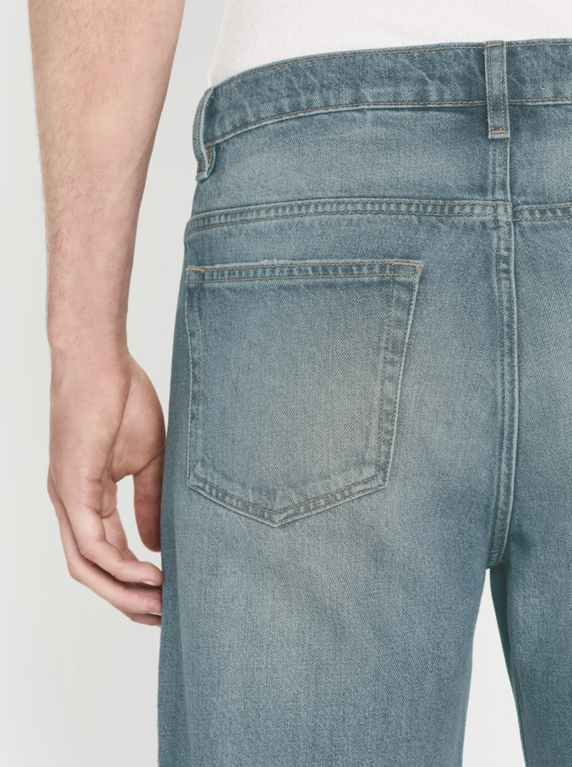 FRAME The Straight Jean in North Sea< Straight