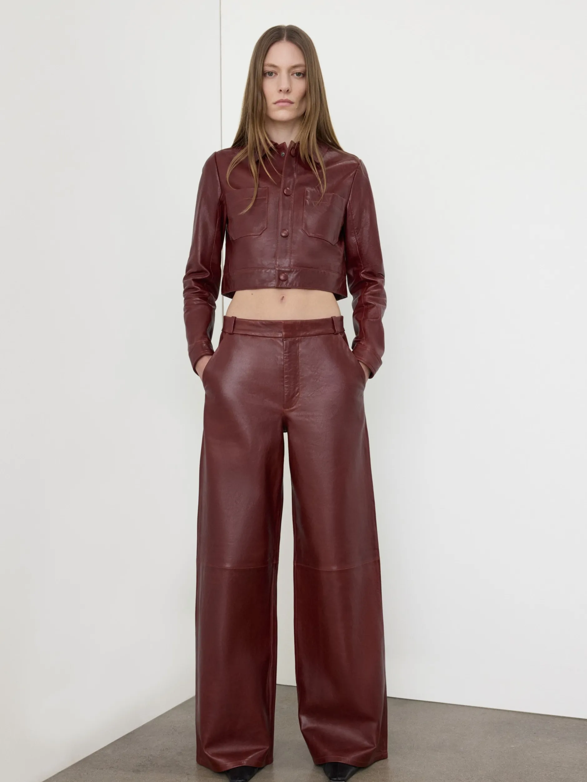 FRAME The Wide Leather Trouser in Syrah Red<Women Leather & Suede|Pants