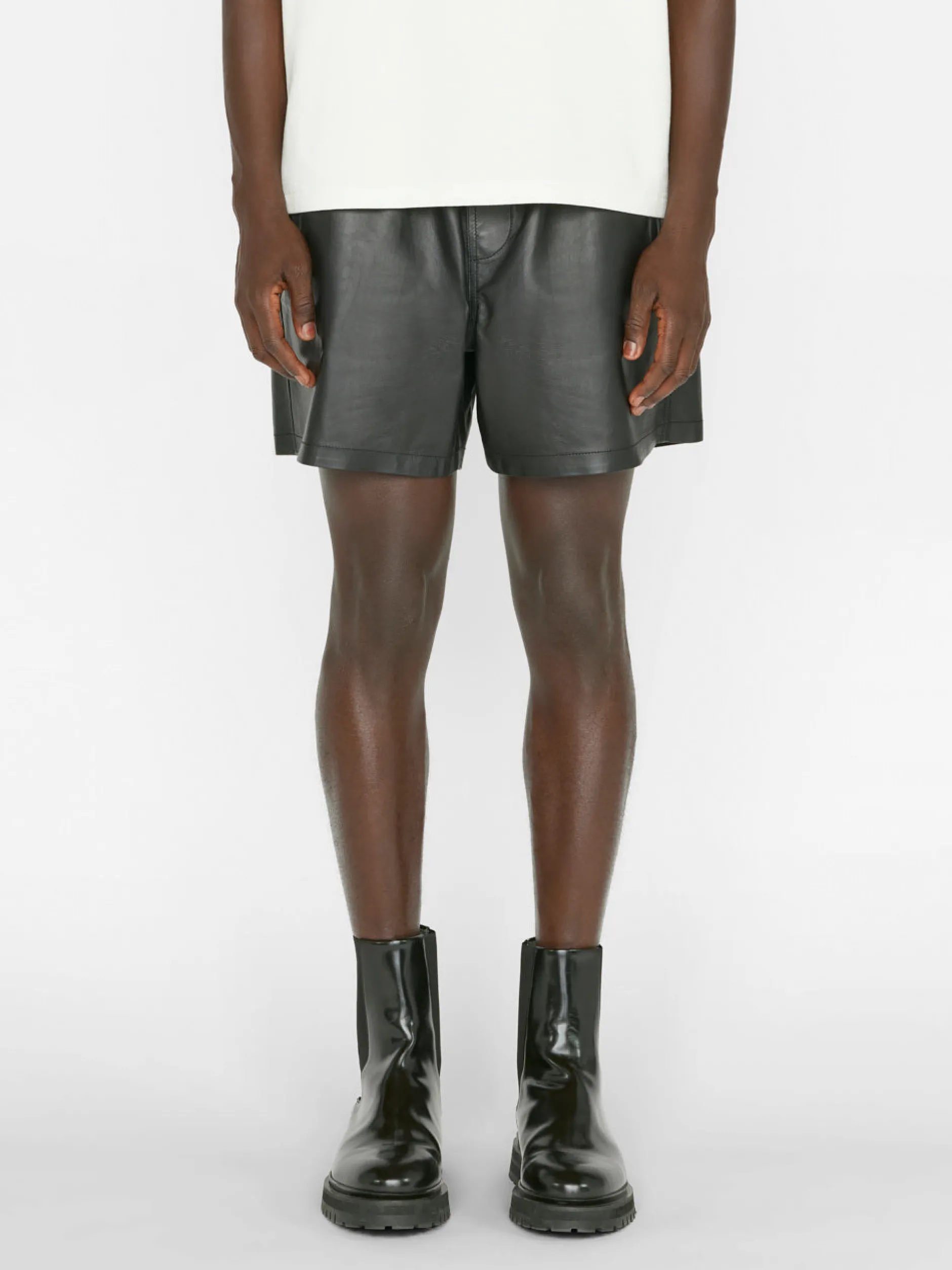 FRAME Volley Leather Short in< Leather & Suede|Pants & Shorts
